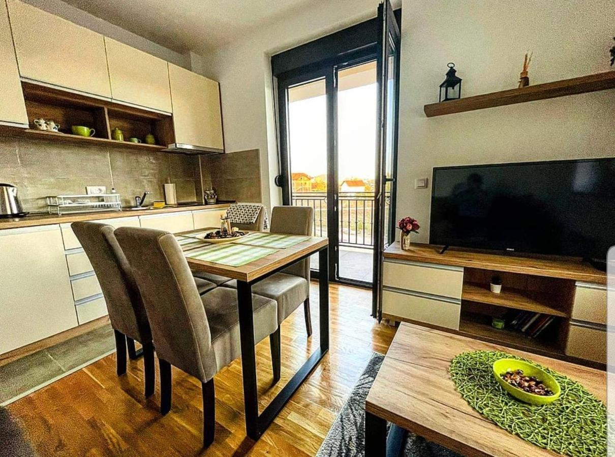 Lux Apartmani Vojinovic ズラティボール エクステリア 写真